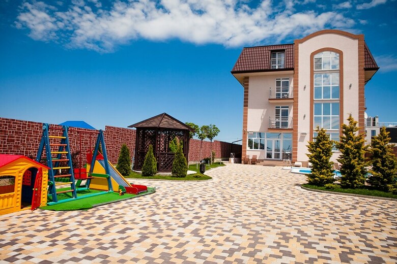 Hotel Beausoleil Guesthouse