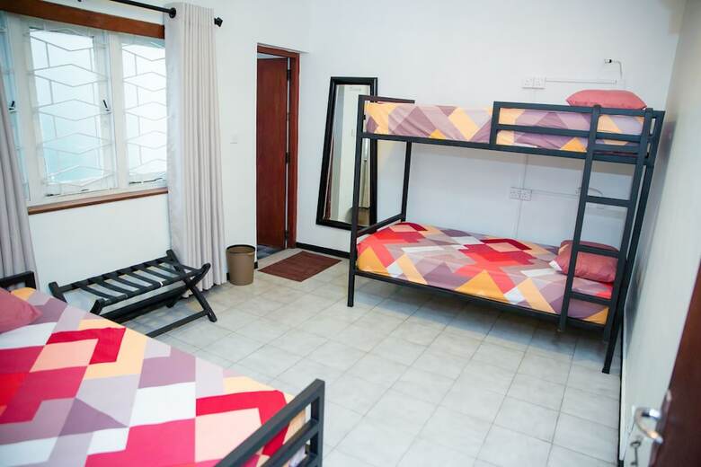 Hostal Tuk Tuk Hostels
