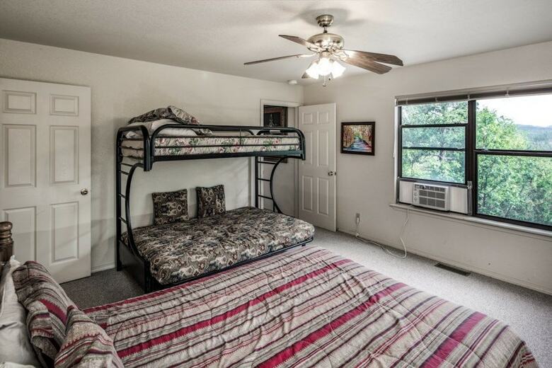 New Mexico Mountain Retreat - Three Bedroom Cabin