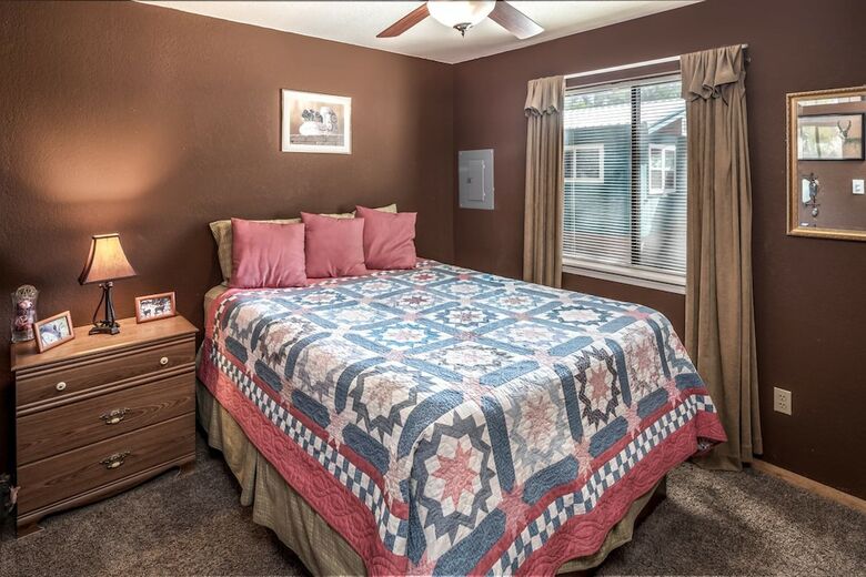 Ruidoso River Park - Two Bedroom Cabin