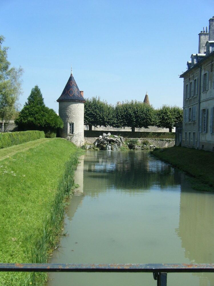 Hotel Ch�teau De Serrigny