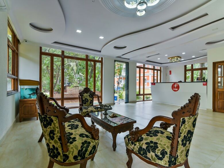 Hotel Oyo 12786 Sonika Leisure