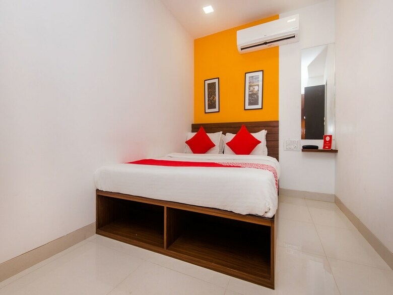 Hotel Oyo 13885 Metro Residency