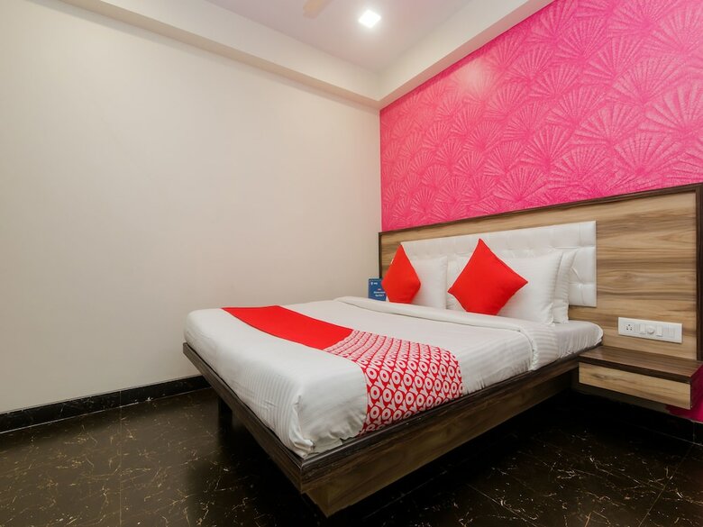Hotel Oyo 12894 Bunty Residency