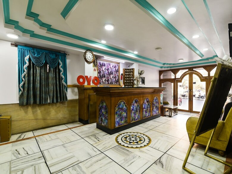 Hotel Oyo 11732 Maharaja Inn