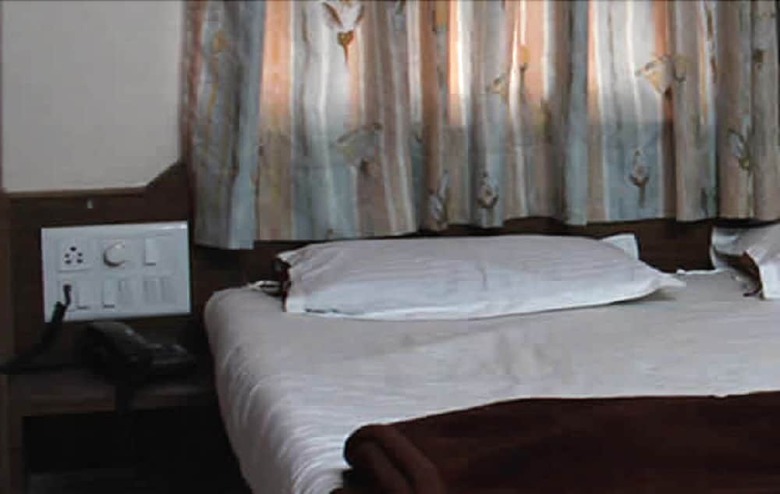 Hotel Uttam By Sky Stays