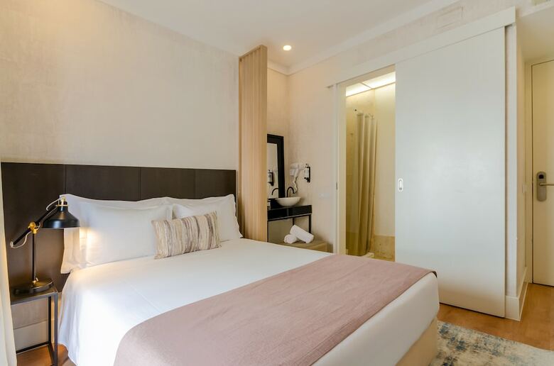 Hotel Lx51 Smart Suites- Lisbon Center