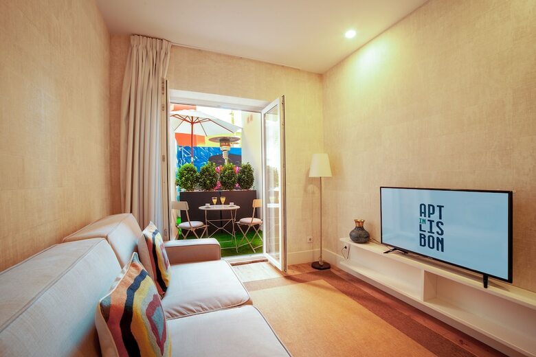 Hotel Lx51 Smart Suites- Lisbon Center