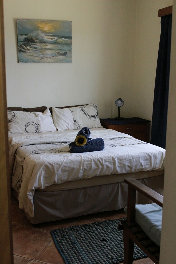 Hostal Salty Jackal Backpackers