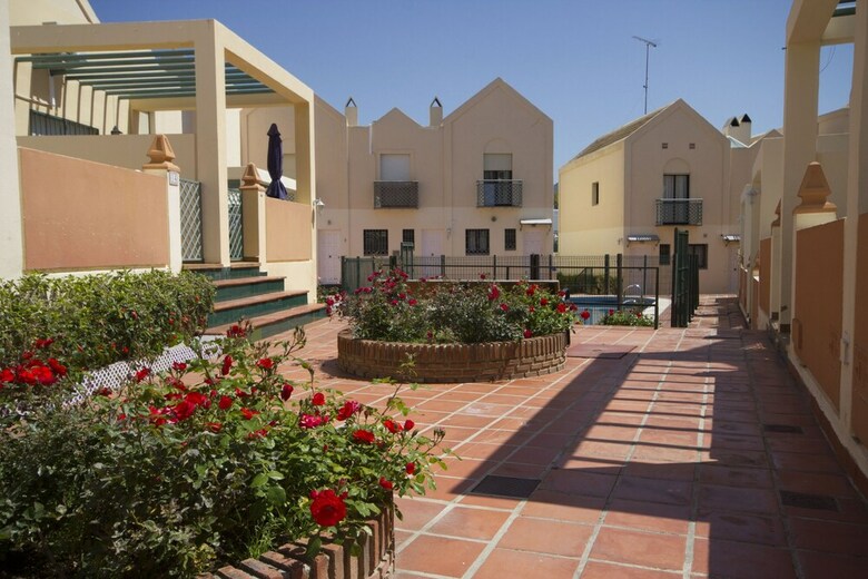 Apartamentos Antali Parador Nerja Canovas
