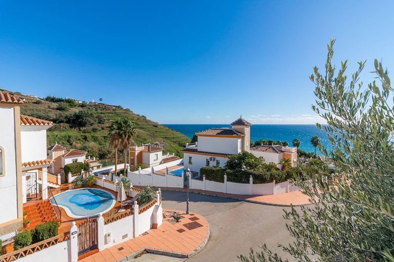 Villa Tamango Hill Canovas Nerja 5