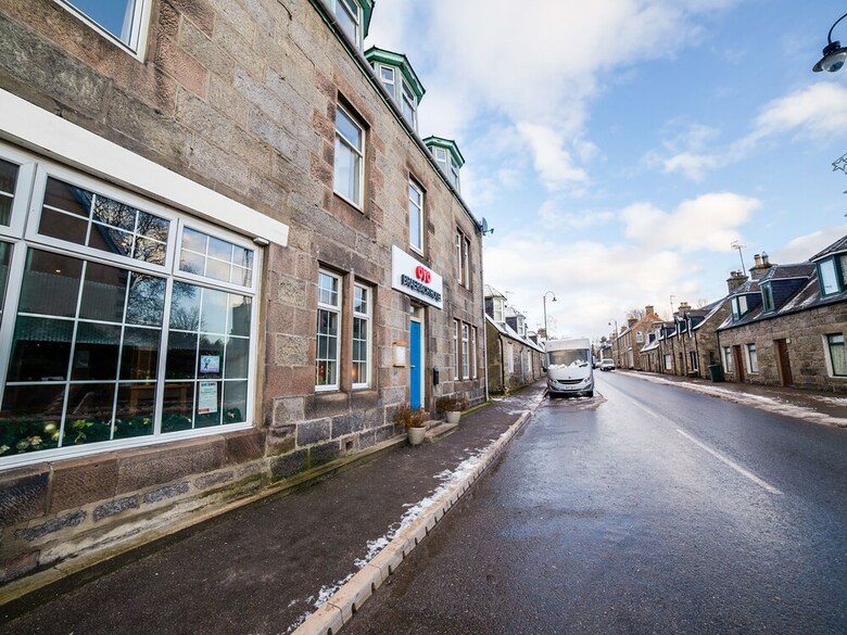 Oyo Braeriach Hotel