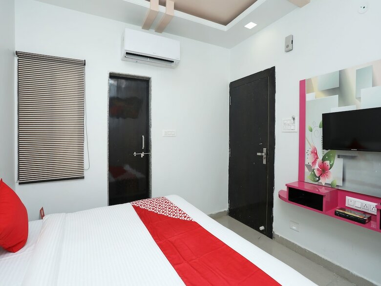 Oyo 13822 Kolar Hotel