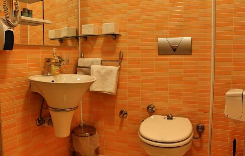 Hotel Safir