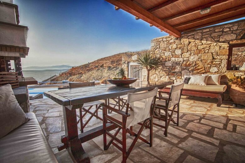 Lolita Sunset View Villa