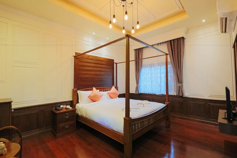 Floral Hotel Thapae Gate Chiangmai