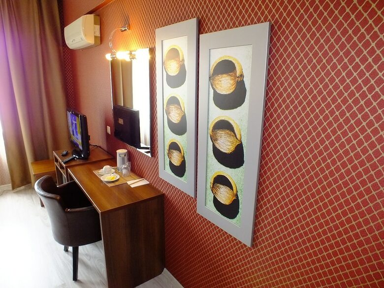Hotel Lifos Otel