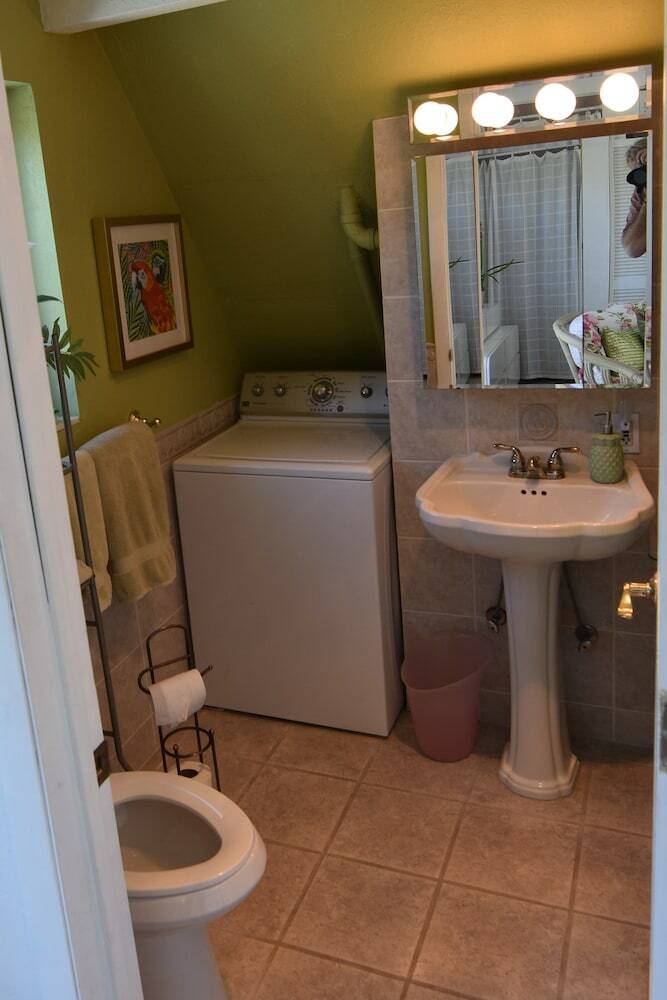 Apartamentos Pass-a-grille Beach Historic Spanish Triplex