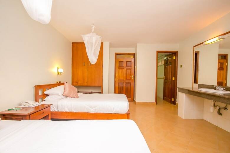 Green Hills Hotel