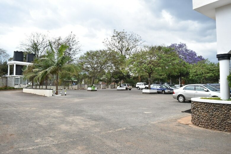 Green Hills Hotel