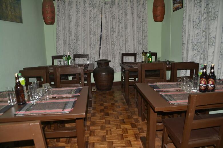 Bed & Breakfast Pradhan House Homestay