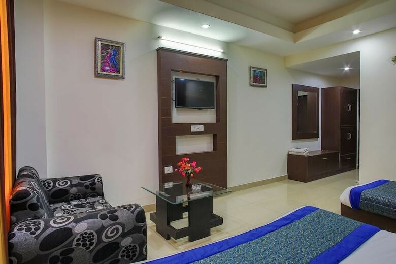 Hotel Maa Gayatri