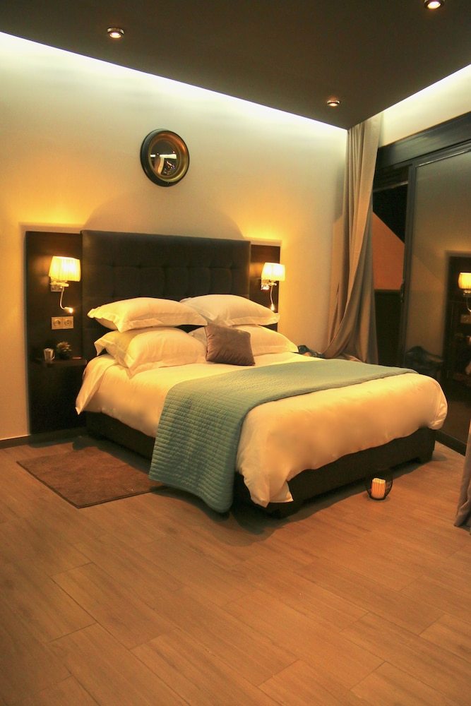 Hotel Calypso Home