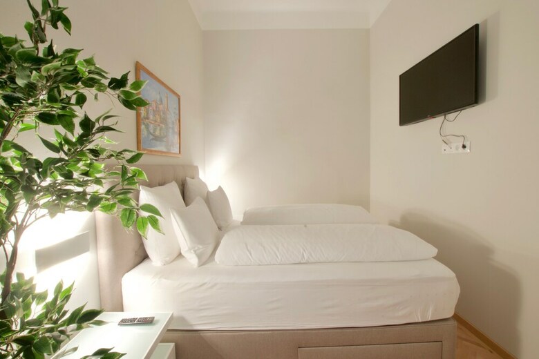 Apartamentos Europest Luxury Suites