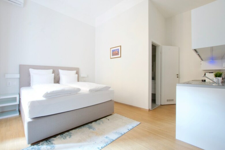 Apartamentos Europest Luxury Suites