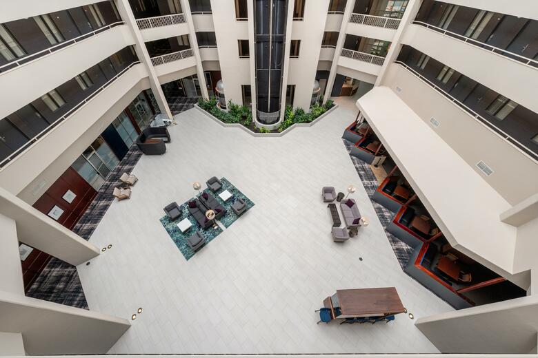 Hotel Crowne Plaza Suites Arlington - Ballpark - Stadium