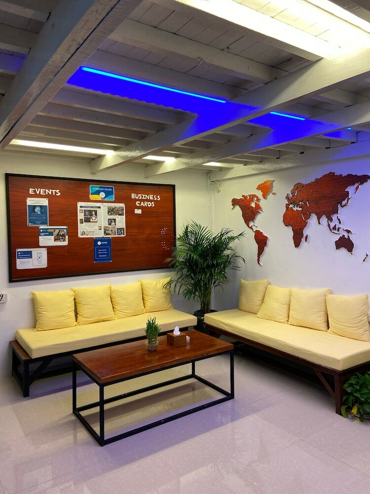 Hostal Draper Startup House For Entrepreneurs