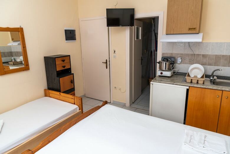 Hotel Chris Apartments