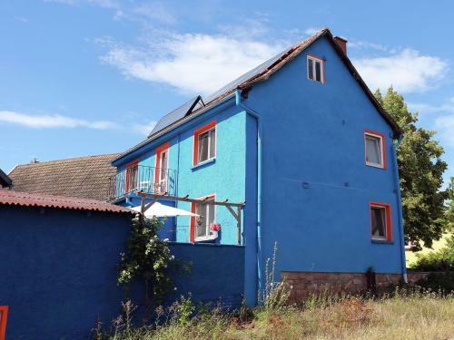Cozy Holiday Home In Steinthaleben Near Lake
