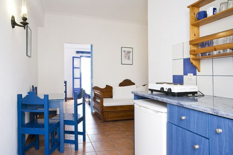 Hotel Aeri Village