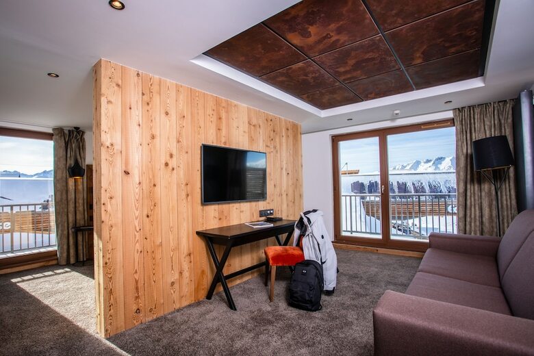 Hotel H�tel Daria-i Nor
