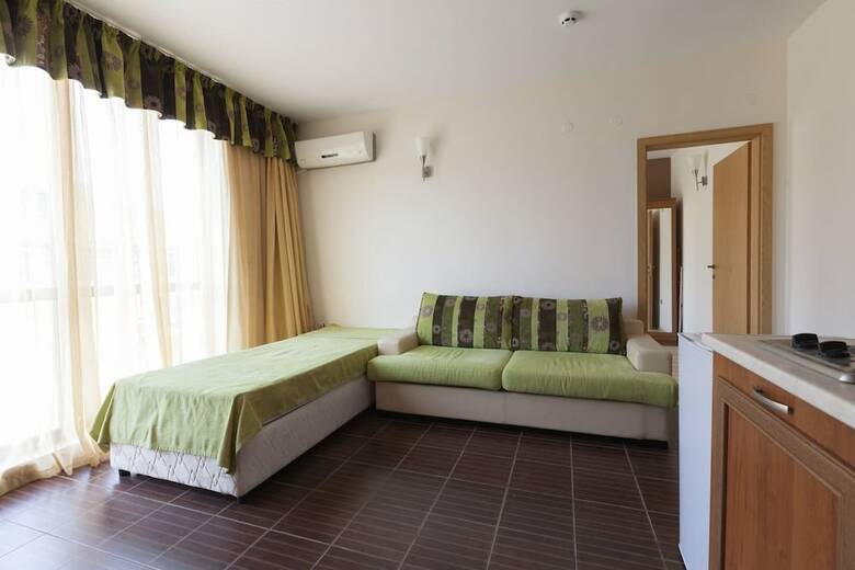 Aparthotel One Bedroom Apartment With Large Balcony
