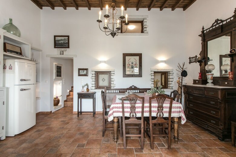 Apartamentos Traditional Inn Pirethron