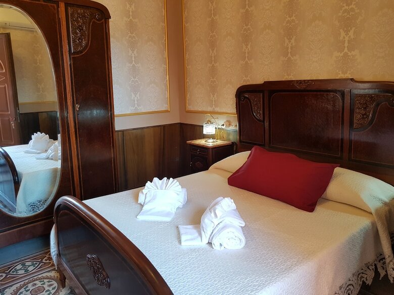 Hotel Affittacamere La Campana