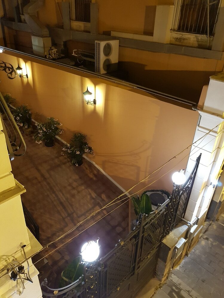Hotel Affittacamere La Campana