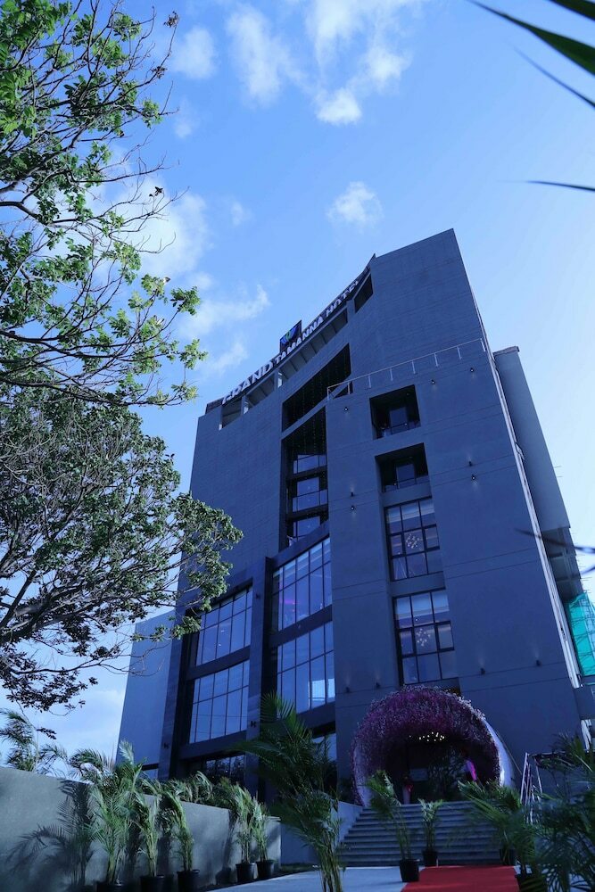 Grand Tamanna Hotel Hinjawadi Pune
