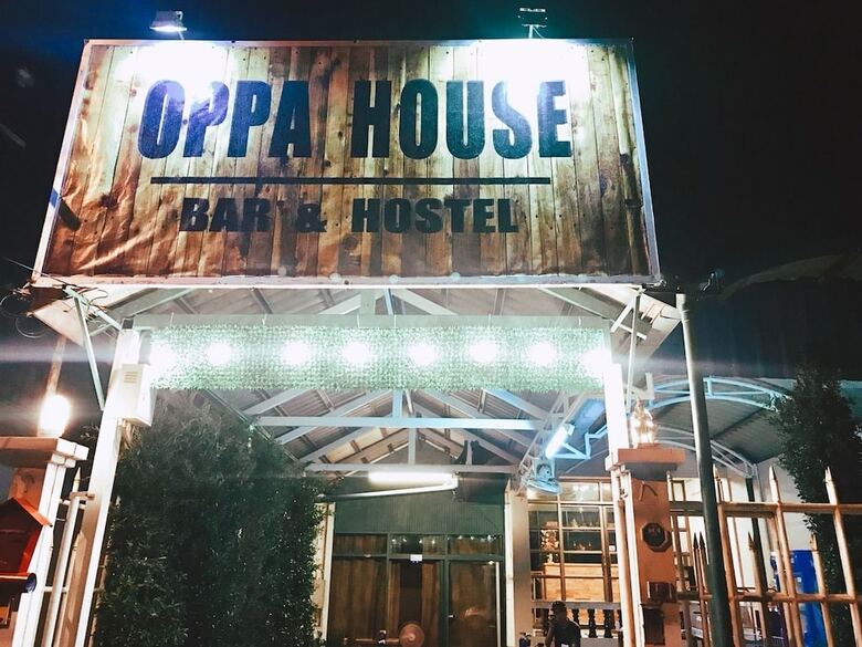 Hostal Oppa House Hostel - Adults Only