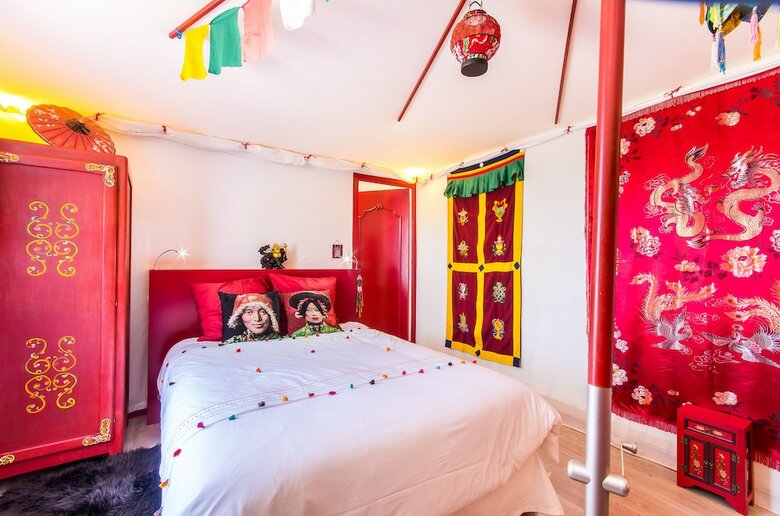 Hotel L'home Du Monde