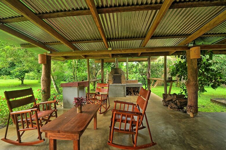 Posada Finca Amistad Cacao Lodge