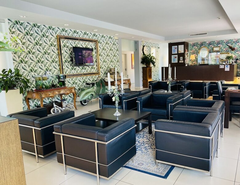 Hotel Benaco