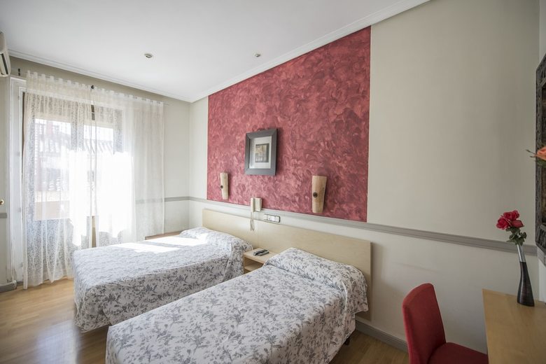 Hospedium Hostal La Plata