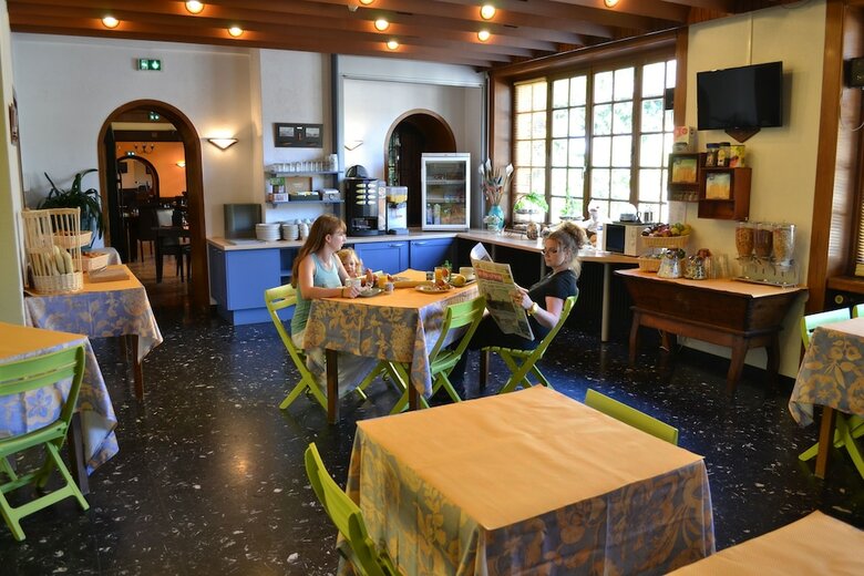 Hotel H�tel Restaurant Davat