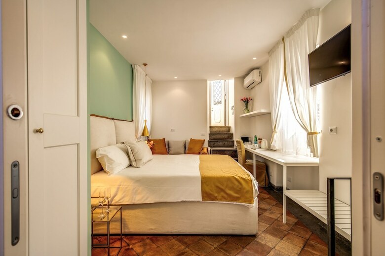 Bed & Breakfast Pantheonview - Luxury Suites