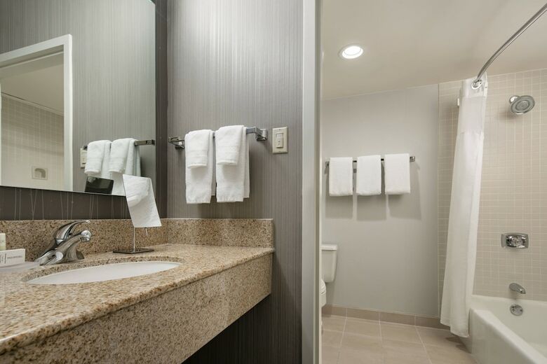 Hotel Courtyard By Marriott San Francisco Airport