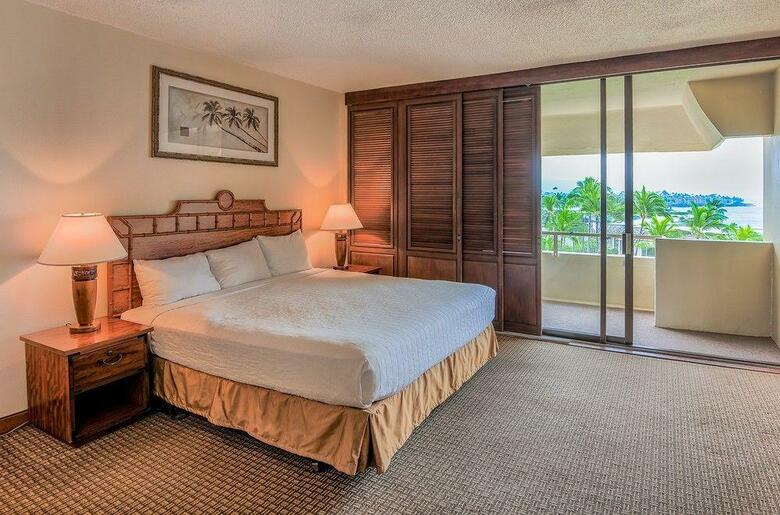 Hotel Royal Kona Resort