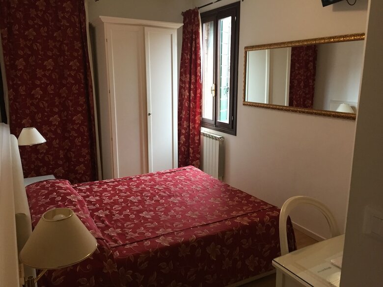 Hotel Ai Tolentini
